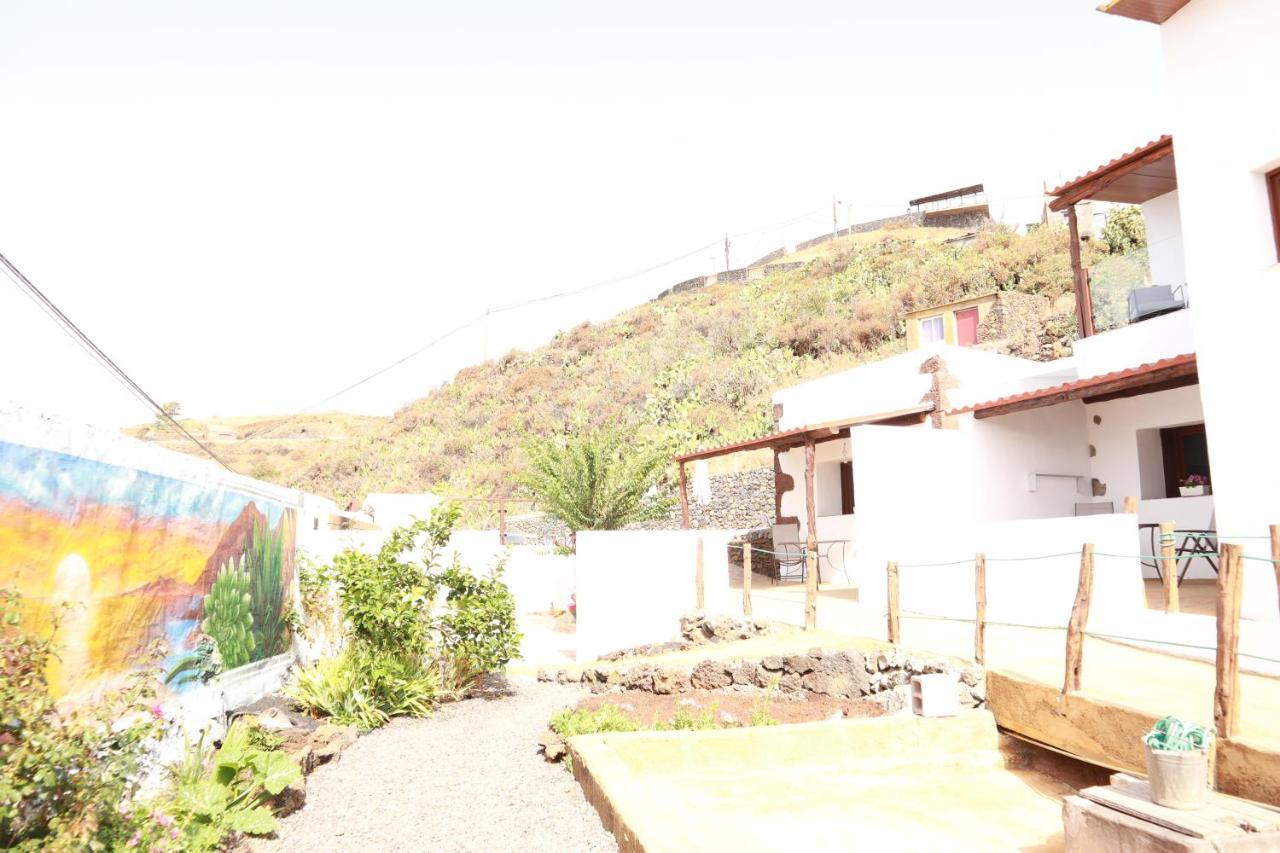 Vivienda Vacacional Casa Pancho Тайбике Экстерьер фото